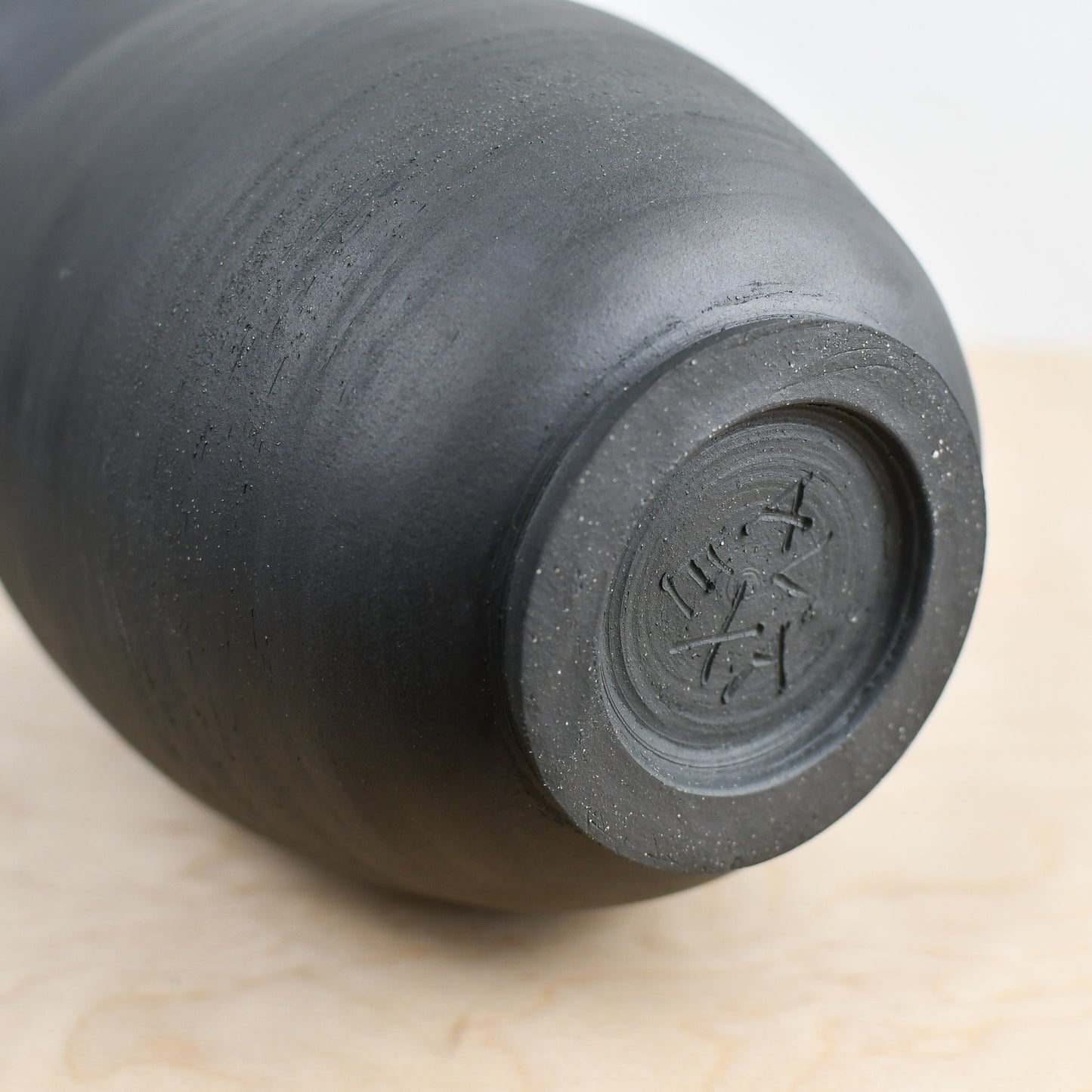 Black/White Bellied Vase